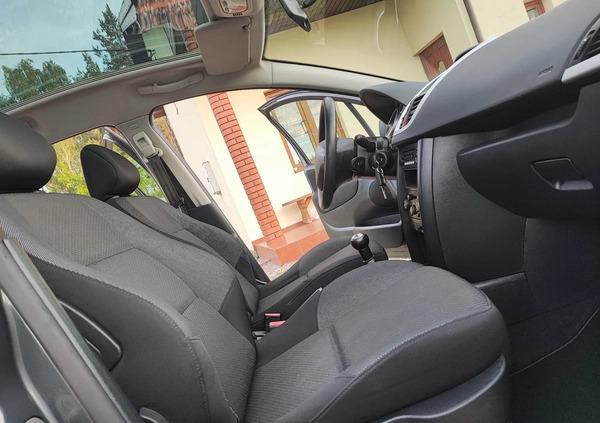 Peugeot 207 cena 13900 przebieg: 127000, rok produkcji 2011 z Płock małe 529
